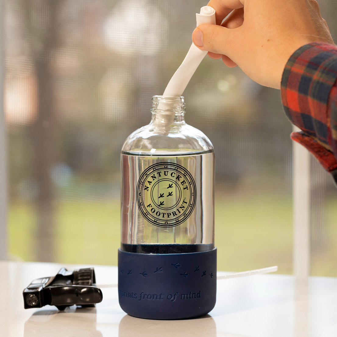 Reusable 16 oz Glass Spray Bottle (Empty) with Silicone Base