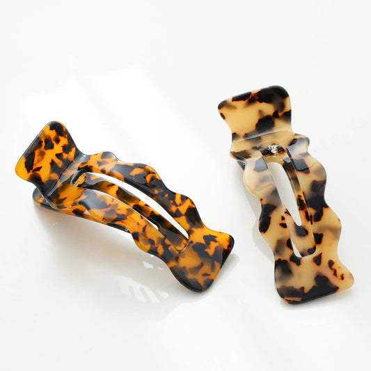 Adorro Jane Core | Scalloped Flat Claw Clip