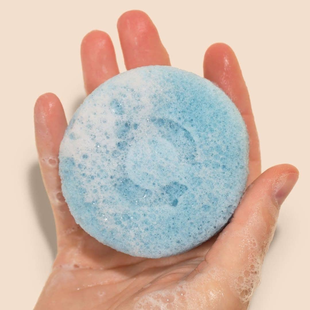 Butterfly Pea Flower Konjac Face Sponge - Gentle Exfoliator