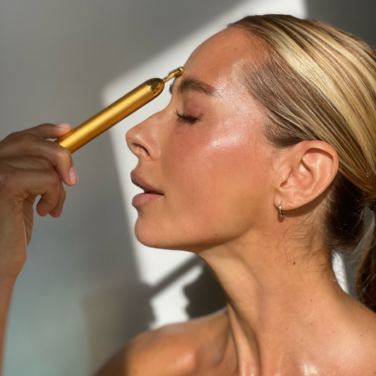 Gold Pulse Firming Face Wand
