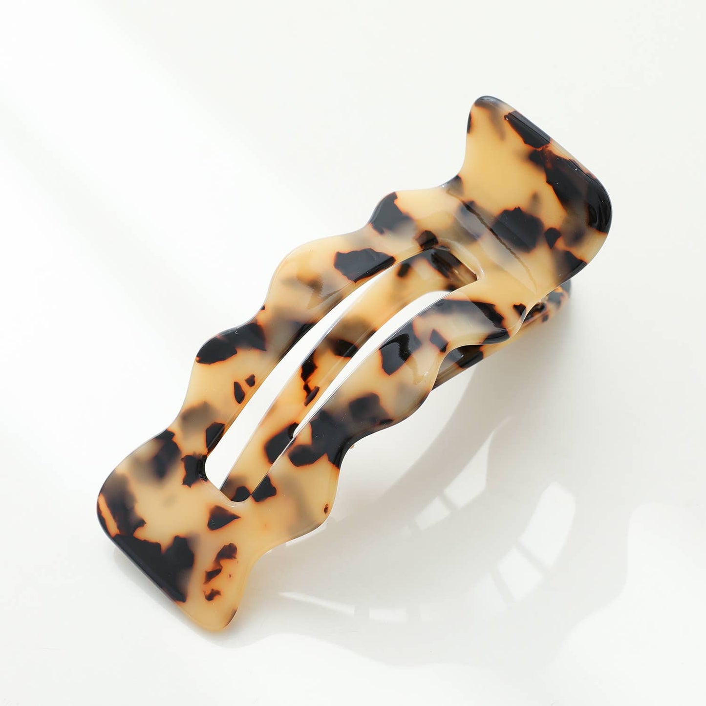 Adorro Jane Core | Scalloped Flat Claw Clip