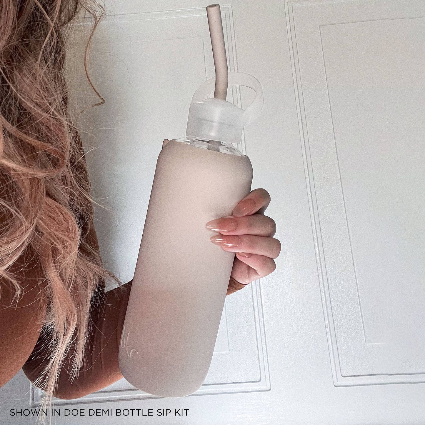 DOE DEMI BOTTLE 650mL (22 OZ)