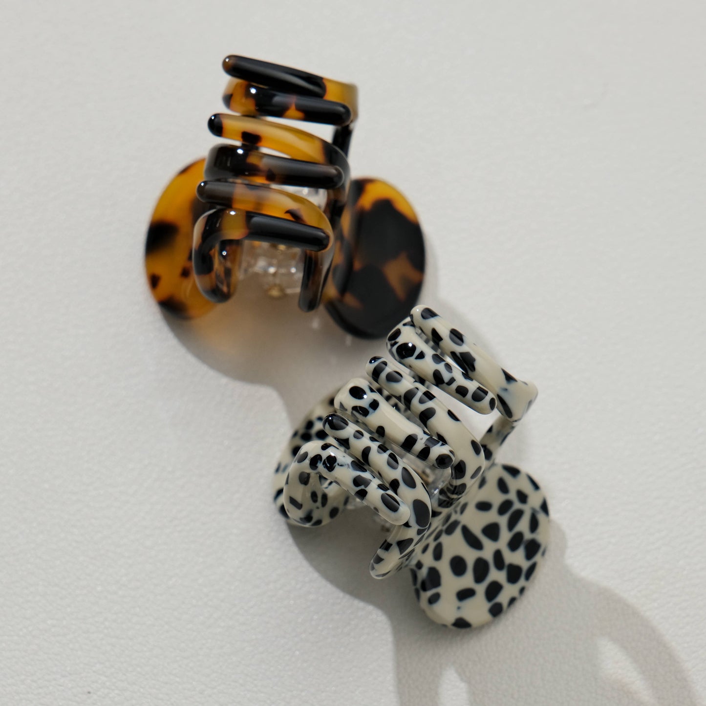 Amber Core Classic Octopus Claw Clip - Mini