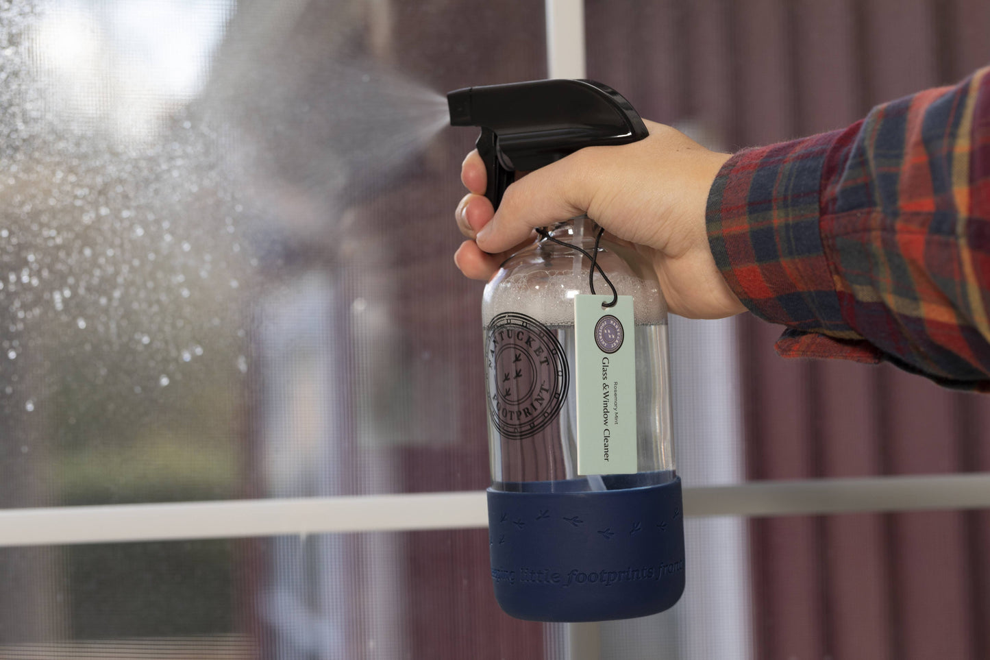 Reusable 16 oz Glass Spray Bottle (Empty) with Silicone Base